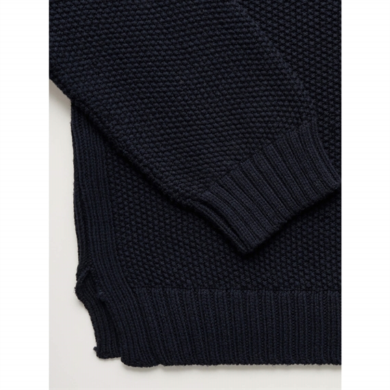 Aiayu Vetia Strik, Black Blue
